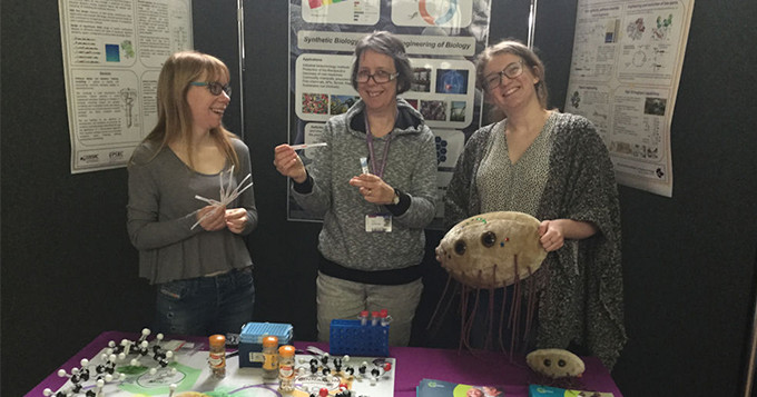 Registered Scientist Sandra Taylor volunteering at a British Science Week event